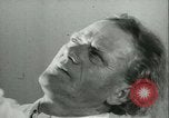 Standbild deutscher Bildhauer Deutschland, 1942, aus Sekunde 26 historischem Filmmaterial Videoclip 65675021787