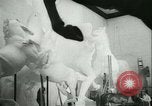 Standbild deutscher Bildhauer Deutschland, 1942, aus Sekunde 46 historischem Filmmaterial Videoclip 65675021787