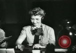 Immagine di Le ragazze tedesche il treno per le comunicazioni di lavoro ad Atene Atene GRECIA, 1942, secondo 12 filmato di repertorio 65675021788