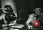 Immagine di Le ragazze tedesche il treno per le comunicazioni di lavoro ad Atene Atene GRECIA, 1942, secondo 16 filmato di repertorio 65675021788