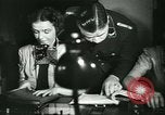 Immagine di Le ragazze tedesche il treno per le comunicazioni di lavoro ad Atene Atene GRECIA, 1942, secondo 19 filmato di repertorio 65675021788