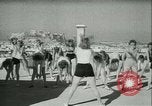 Immagine di Le ragazze tedesche il treno per le comunicazioni di lavoro ad Atene Atene GRECIA, 1942, secondo 53 filmato di repertorio 65675021788