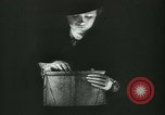 Standbild Fisch Haut-Anlage in Deutschland Deutschland, 1942, aus Sekunde 50 historischem Filmmaterial Videoclip 65675021789