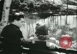 Immagine di Assistenza infermieristica militare United States USA, 1944, secondo 52 filmato di repertorio 65675021853