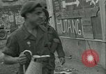 Standbild französischen 2nd Armored Division Sées, Frankreich, 1944, aus Sekunde 45 historischem Filmmaterial Videoclip 65675021854