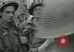 Standbild französischen 2nd Armored Division Sées, Frankreich, 1944, aus Sekunde 60 historischem Filmmaterial Videoclip 65675021854