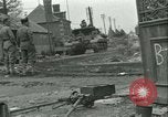 Standbild französischen 2nd Armored Division Sées, Frankreich, 1944, aus Sekunde 5 historischem Filmmaterial Videoclip 65675021855
