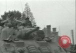 Standbild französischen 2nd Armored Division Sées, Frankreich, 1944, aus Sekunde 23 historischem Filmmaterial Videoclip 65675021855