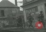 Standbild französischen 2nd Armored Division Sées, Frankreich, 1944, aus Sekunde 41 historischem Filmmaterial Videoclip 65675021855