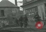 Standbild französischen 2nd Armored Division Sées, Frankreich, 1944, aus Sekunde 42 historischem Filmmaterial Videoclip 65675021855