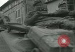 Standbild französischen 2nd Armored Division Sées, Frankreich, 1944, aus Sekunde 62 historischem Filmmaterial Videoclip 65675021855