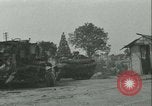 Standbild französischen 2nd Armored Division Alencon Frankreich, 1944, aus Sekunde 9 historischem Filmmaterial Videoclip 65675021856