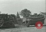 Standbild französischen 2nd Armored Division Alencon Frankreich, 1944, aus Sekunde 12 historischem Filmmaterial Videoclip 65675021856
