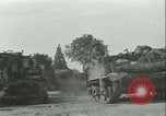 Standbild französischen 2nd Armored Division Alencon Frankreich, 1944, aus Sekunde 13 historischem Filmmaterial Videoclip 65675021856