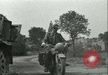 Standbild französischen 2nd Armored Division Alencon Frankreich, 1944, aus Sekunde 34 historischem Filmmaterial Videoclip 65675021856