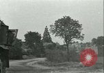Standbild französischen 2nd Armored Division Alencon Frankreich, 1944, aus Sekunde 36 historischem Filmmaterial Videoclip 65675021856