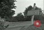 Standbild französischen 2nd Armored Division Alencon Frankreich, 1944, aus Sekunde 40 historischem Filmmaterial Videoclip 65675021856