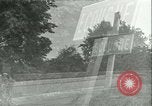 Standbild französischen 2nd Armored Division Alencon Frankreich, 1944, aus Sekunde 47 historischem Filmmaterial Videoclip 65675021856