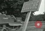 Standbild französischen 2nd Armored Division Alencon Frankreich, 1944, aus Sekunde 49 historischem Filmmaterial Videoclip 65675021856
