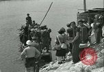 Standbild Fähren Frankreich, 1944, aus Sekunde 42 historischem Filmmaterial Videoclip 65675021857