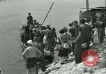 Standbild Fähren Frankreich, 1944, aus Sekunde 43 historischem Filmmaterial Videoclip 65675021857