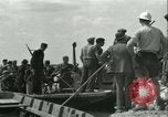 Standbild Fähren Frankreich, 1944, aus Sekunde 50 historischem Filmmaterial Videoclip 65675021857