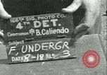 Standbild französischen Widerstand Chateaudun Frankreich, 1944, aus Sekunde 9 historischem Filmmaterial Videoclip 65675021861