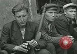 Standbild französischen Widerstand Chateaudun Frankreich, 1944, aus Sekunde 19 historischem Filmmaterial Videoclip 65675021861