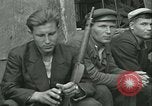 Standbild französischen Widerstand Chateaudun Frankreich, 1944, aus Sekunde 22 historischem Filmmaterial Videoclip 65675021861