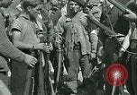 Standbild französischen Widerstand Chateaudun Frankreich, 1944, aus Sekunde 23 historischem Filmmaterial Videoclip 65675021861
