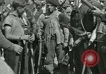 Standbild französischen Widerstand Chateaudun Frankreich, 1944, aus Sekunde 24 historischem Filmmaterial Videoclip 65675021861
