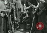 Standbild französischen Widerstand Chateaudun Frankreich, 1944, aus Sekunde 32 historischem Filmmaterial Videoclip 65675021861