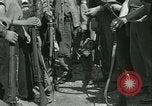 Standbild französischen Widerstand Chateaudun Frankreich, 1944, aus Sekunde 34 historischem Filmmaterial Videoclip 65675021861