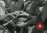 Standbild französischen Widerstand Chateaudun Frankreich, 1944, aus Sekunde 58 historischem Filmmaterial Videoclip 65675021861