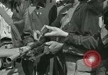 Standbild französischen Widerstand Chateaudun Frankreich, 1944, aus Sekunde 60 historischem Filmmaterial Videoclip 65675021861