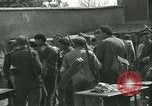 Standbild französischen Widerstand Chateaudun Frankreich, 1944, aus Sekunde 62 historischem Filmmaterial Videoclip 65675021861
