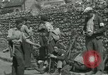 Standbild französischen Widerstand Chateaudun Frankreich, 1944, aus Sekunde 18 historischem Filmmaterial Videoclip 65675021862