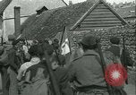 Standbild französischen Widerstand Chateaudun Frankreich, 1944, aus Sekunde 36 historischem Filmmaterial Videoclip 65675021862