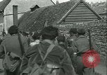 Standbild französischen Widerstand Chateaudun Frankreich, 1944, aus Sekunde 38 historischem Filmmaterial Videoclip 65675021862