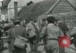 Standbild französischen Widerstand Chateaudun Frankreich, 1944, aus Sekunde 45 historischem Filmmaterial Videoclip 65675021862