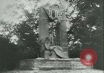 Standbild Deutsche Besetzung von Paris und später die Befreiung von Verbündeten Paris Frankreich, 1944, aus Sekunde 17 historischem Filmmaterial Videoclip 65675021864