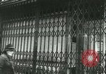 Standbild Deutsche Besetzung von Paris und später die Befreiung von Verbündeten Paris Frankreich, 1944, aus Sekunde 30 historischem Filmmaterial Videoclip 65675021864
