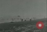 Standbild Deutsche Besetzung von Paris und später die Befreiung von Verbündeten Paris Frankreich, 1944, aus Sekunde 55 historischem Filmmaterial Videoclip 65675021864