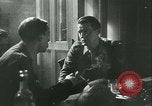 Standbild Deutsche Besetzung von Paris und später die Befreiung von Verbündeten Paris Frankreich, 1944, aus Sekunde 59 historischem Filmmaterial Videoclip 65675021864