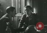 Standbild Deutsche Besetzung von Paris und später die Befreiung von Verbündeten Paris Frankreich, 1944, aus Sekunde 62 historischem Filmmaterial Videoclip 65675021864