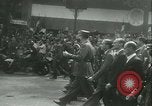 Standbild Befreiung von Paris Paris Frankreich, 1944, aus Sekunde 17 historischem Filmmaterial Videoclip 65675021865