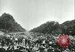 Standbild Befreiung von Paris Paris Frankreich, 1944, aus Sekunde 22 historischem Filmmaterial Videoclip 65675021865