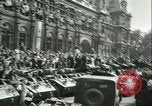 Standbild Befreiung von Paris Paris Frankreich, 1944, aus Sekunde 25 historischem Filmmaterial Videoclip 65675021865