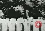 Immagine di Rifugiati francese Parigi Francia, 1942, secondo 8 filmato di repertorio 65675021868