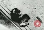 Immagine di Rifugiati francese Parigi Francia, 1942, secondo 58 filmato di repertorio 65675021868